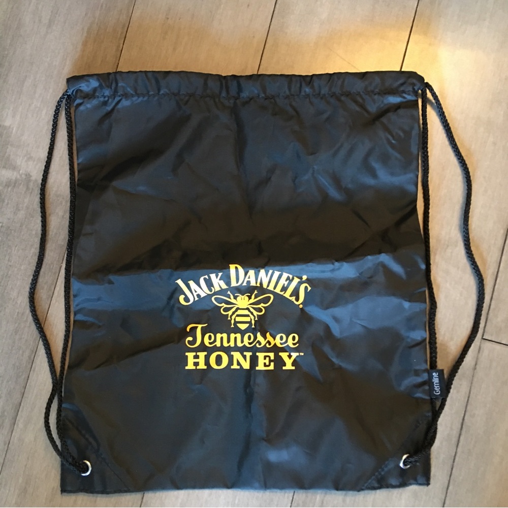 NEW JACK DANIELS BAG 15” x 13” (polyester))